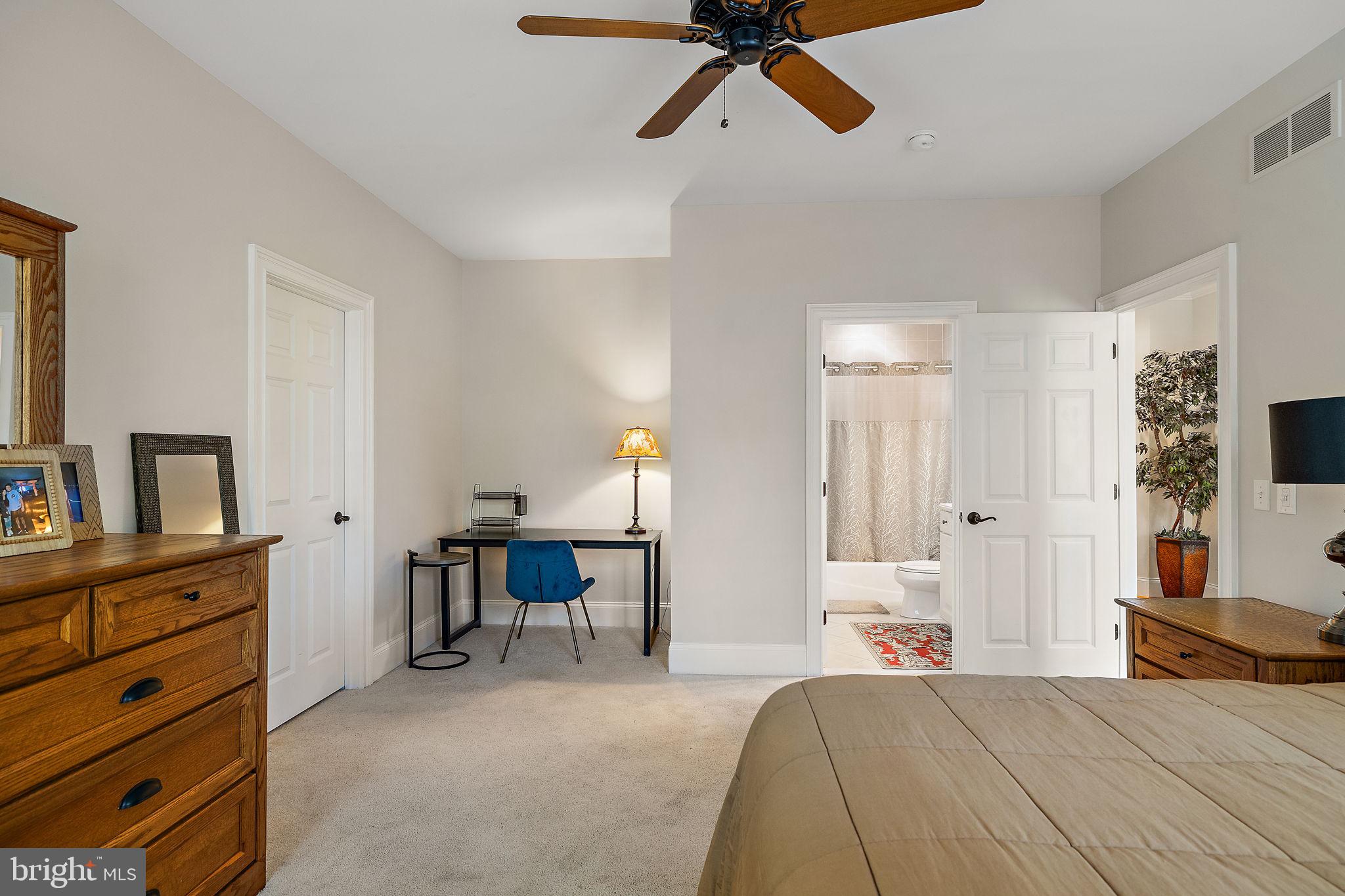 CENTREVILLE RESERV - Residential