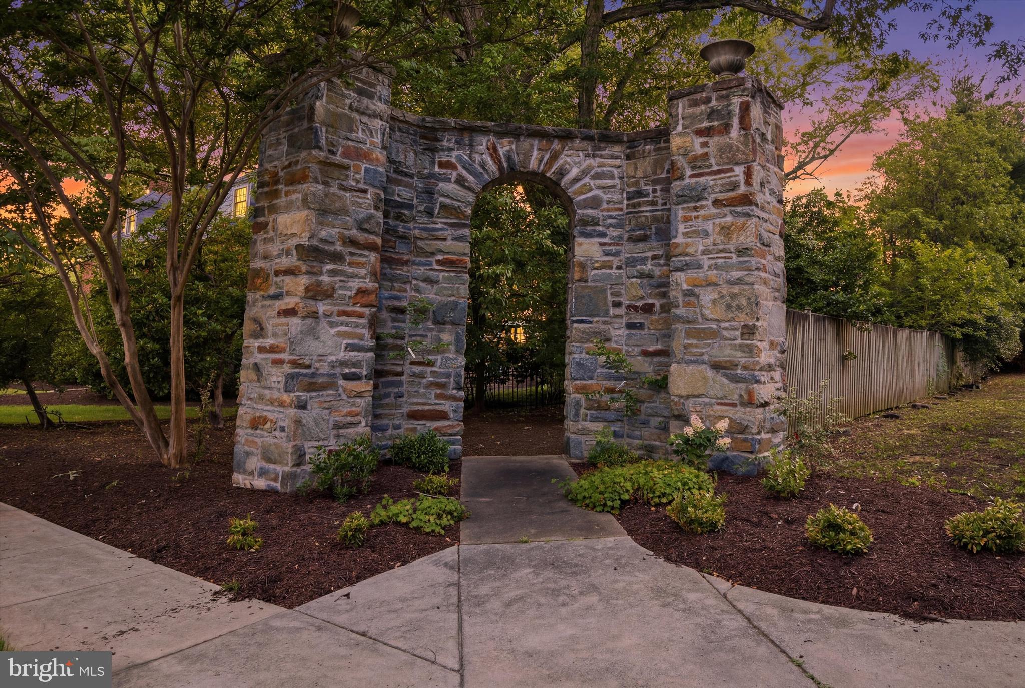 THE ORCHARDS - Residential