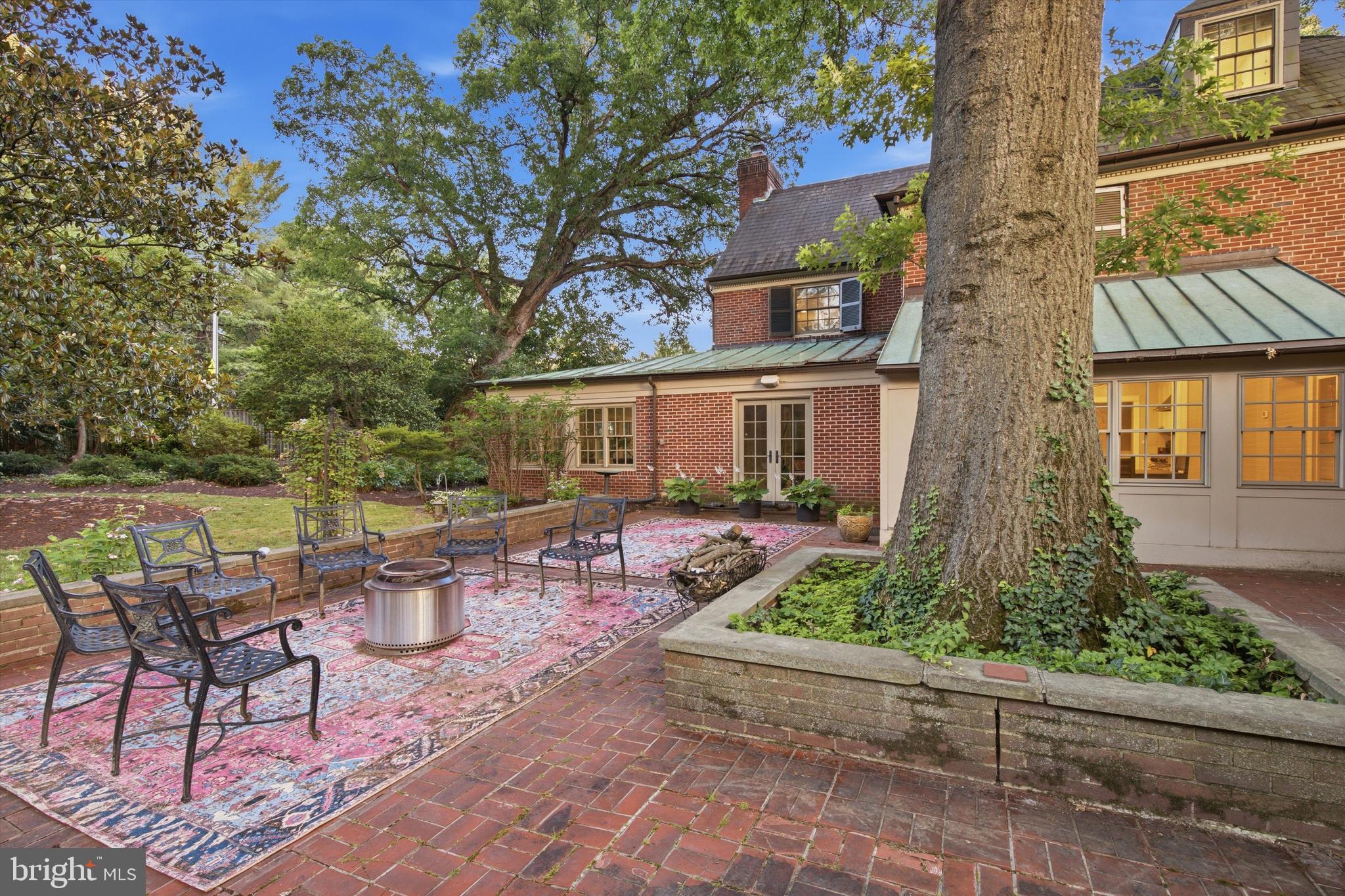 THE ORCHARDS - Residential