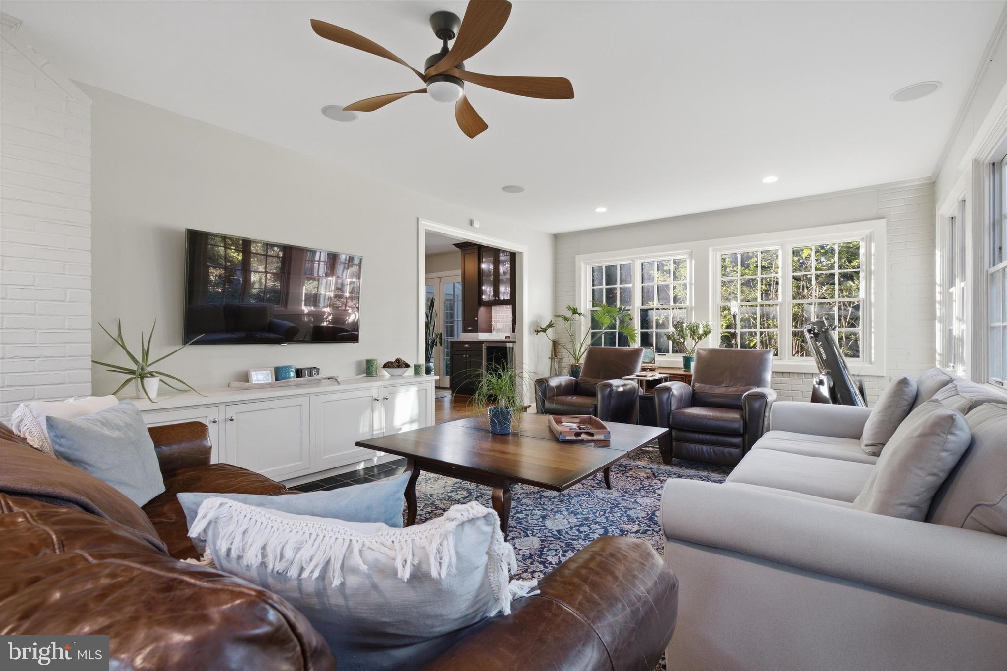 THE ORCHARDS - Residential