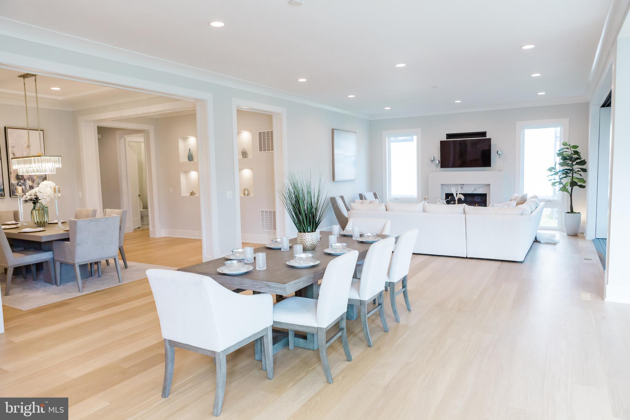 WILLOW RUN - Residential