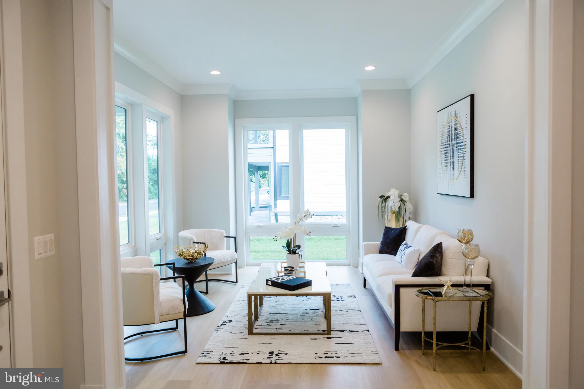 WILLOW RUN - Residential