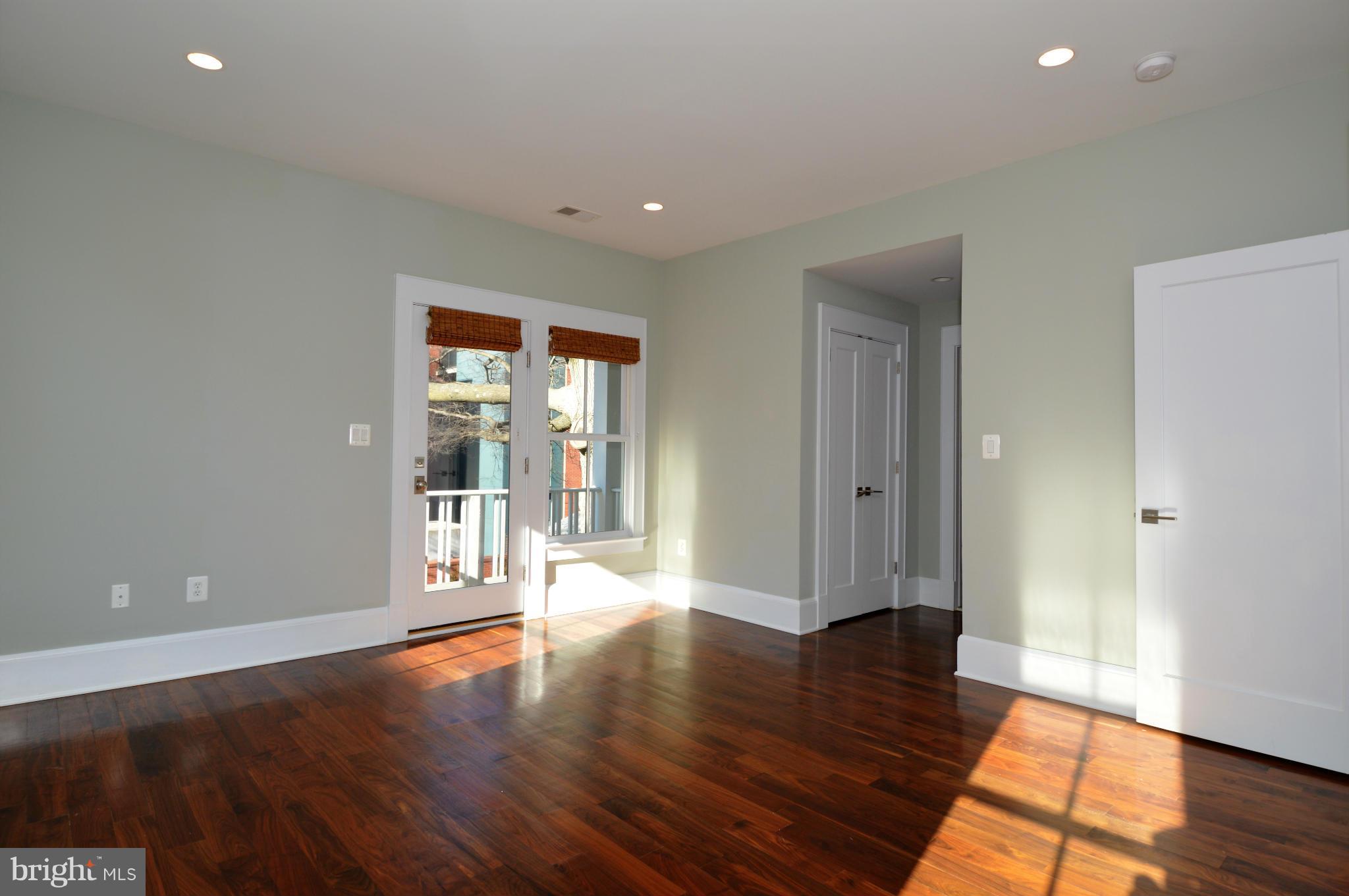 LYON PARK - Residential
