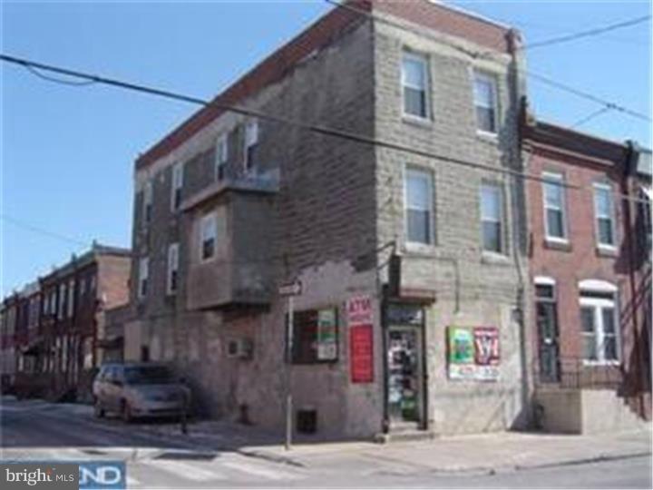 very big corner grocery store zoned c2 with 2 apartments upstairs  and one car garage parking at the corner.1 fl fl:currently vacant .used to be  grocery store,(lunch sandwichs,beverage,all kinds of stuff),very good income,one car garage is used as storage,half bath.grocery there for over 20 years,tenants just moved out.
2nd and 3 rd fl  : total renovated : 2 bedrooms,kitchen ,new central air/heat and laundry.for rent $1300/month each.separate electricity for all 3 units.
2 nd fl lease 5/31/2026 $1300 mtm
3 rd fl leaes 6/30/2026 $1300 mtm
