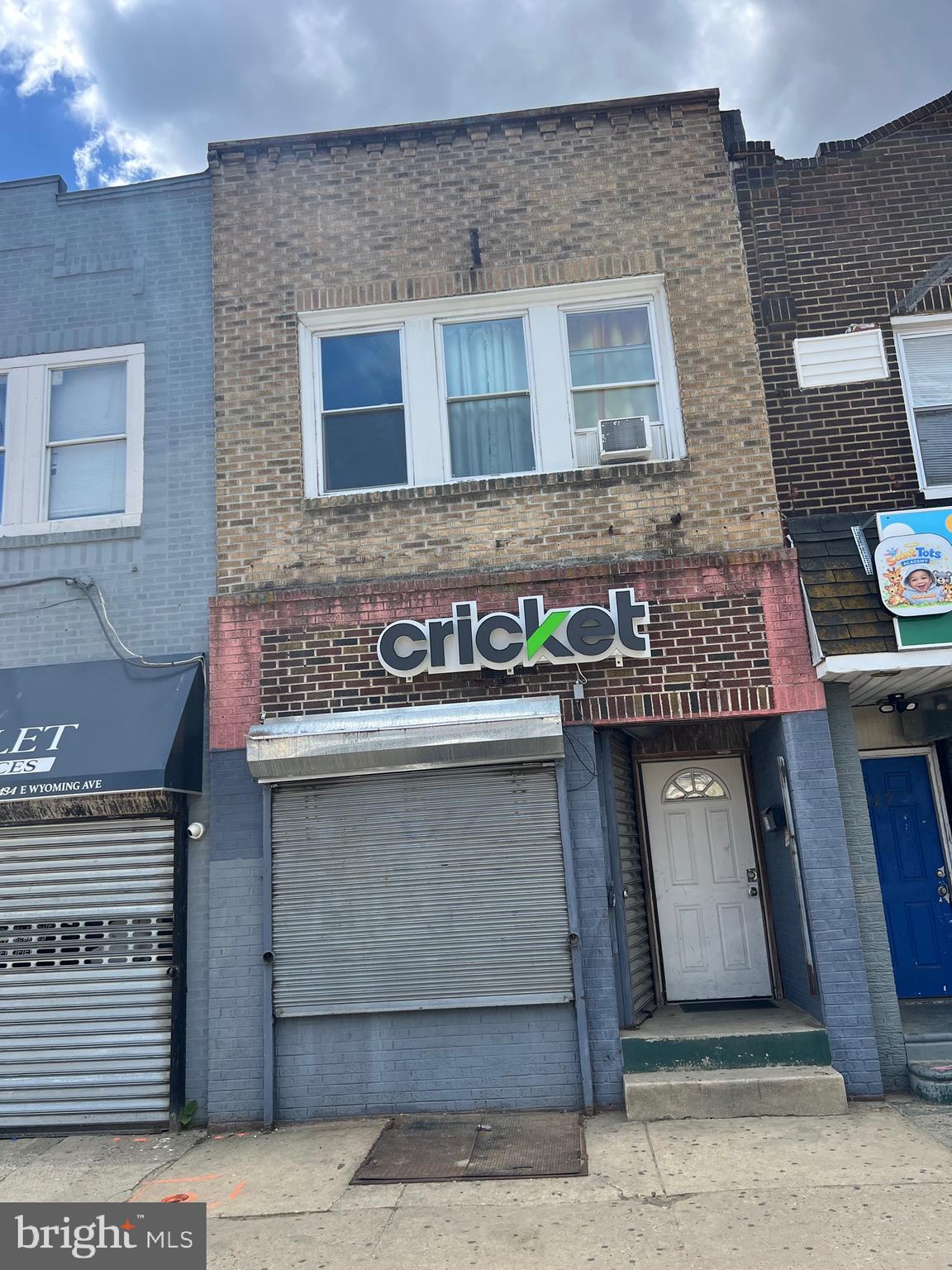 FELTONVILLE - Commercial Sale