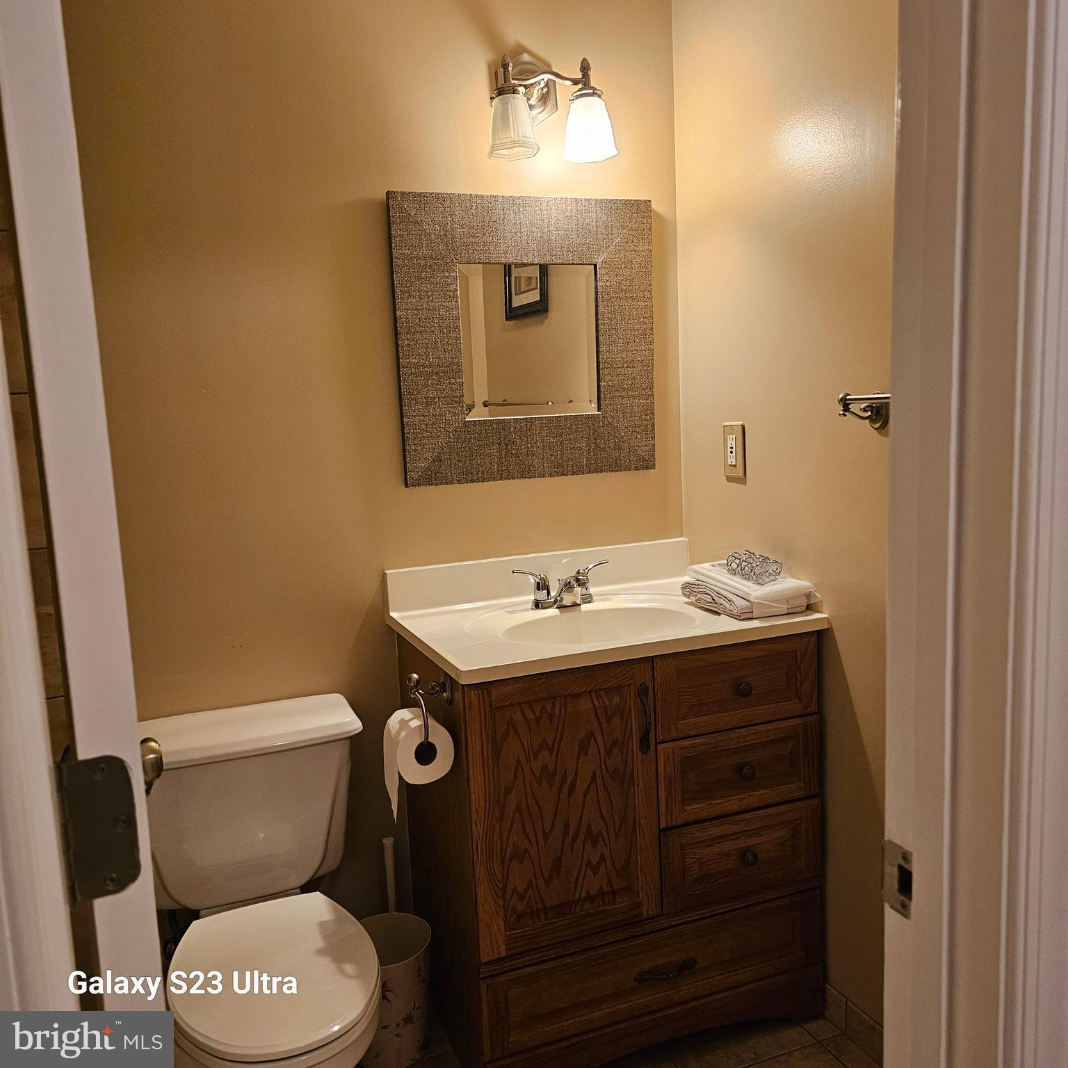 WINDSOR PARK - Residential Lease