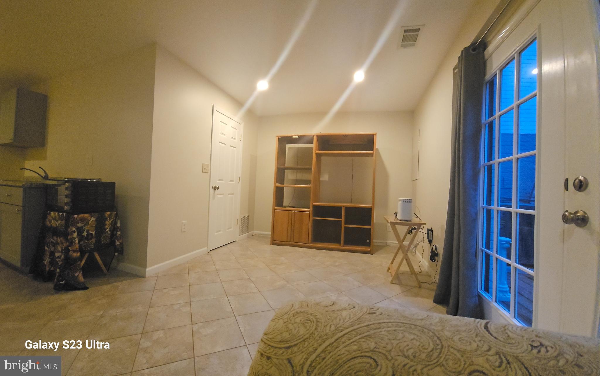 WINDSOR PARK - Residential Lease