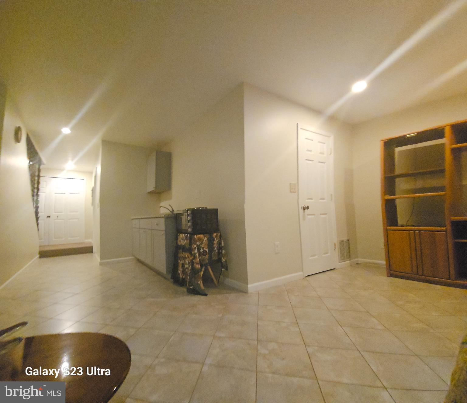 WINDSOR PARK - Residential Lease