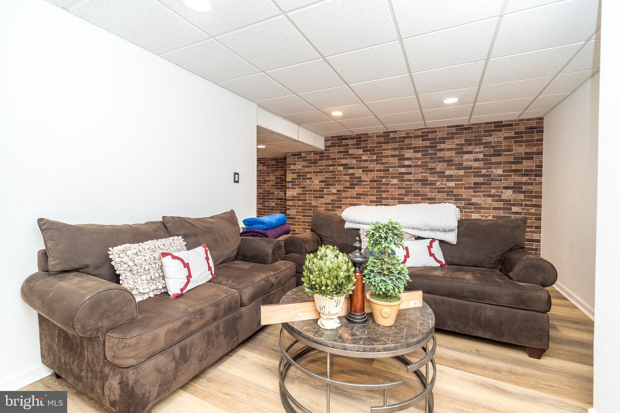 PEDDLERS VIEW - Residential