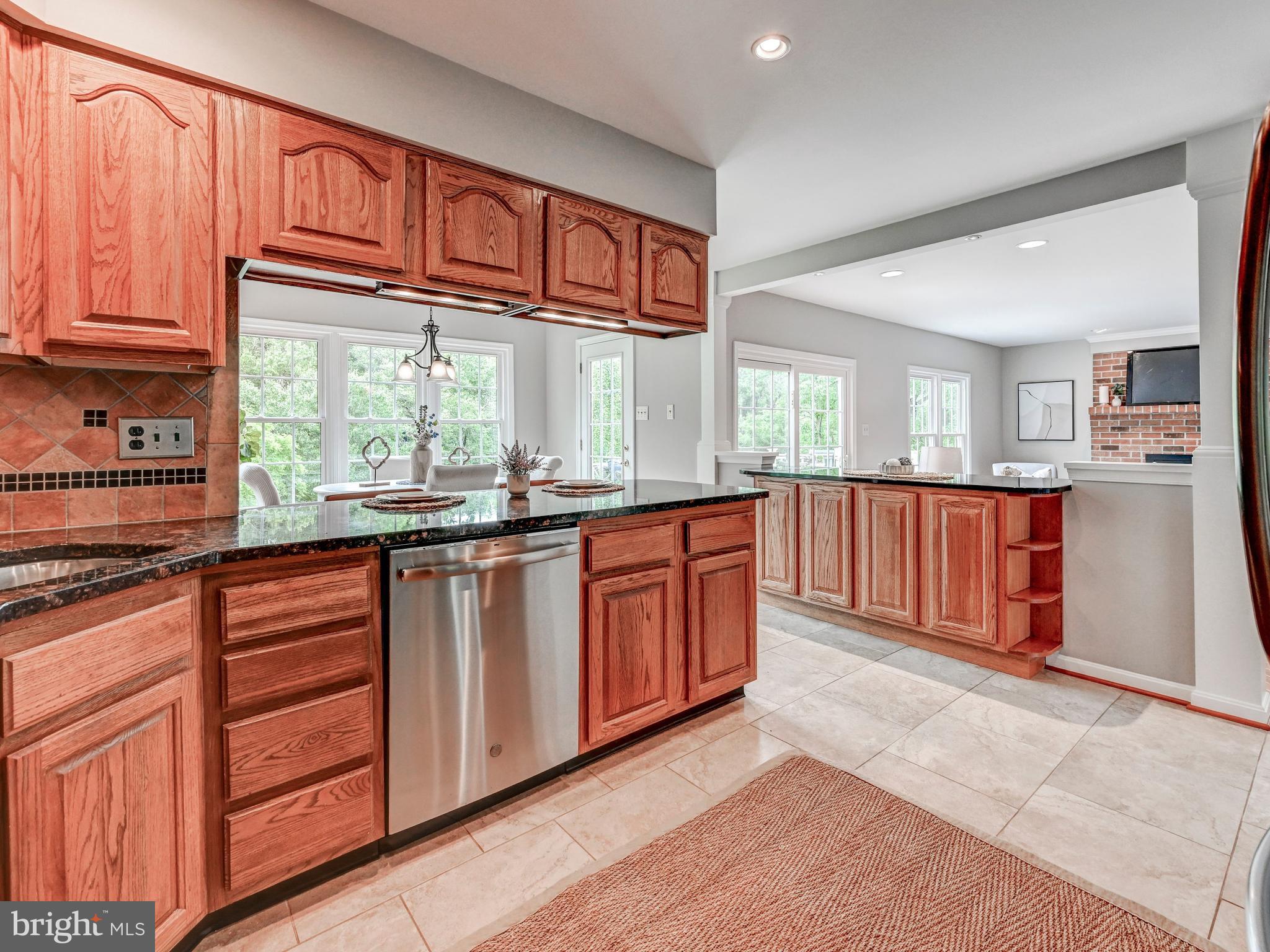 AMBER MEADOWS - Residential