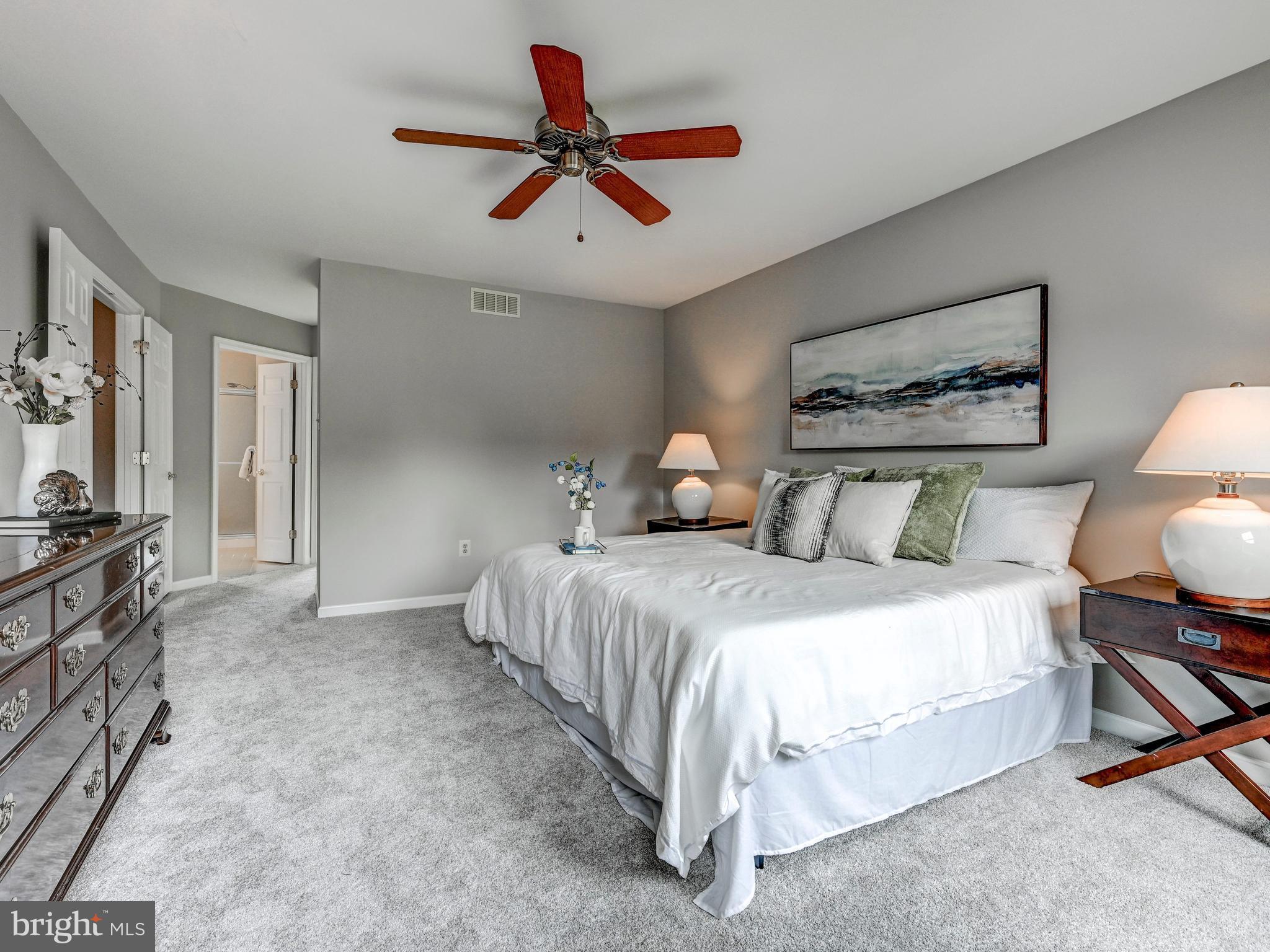 AMBER MEADOWS - Residential