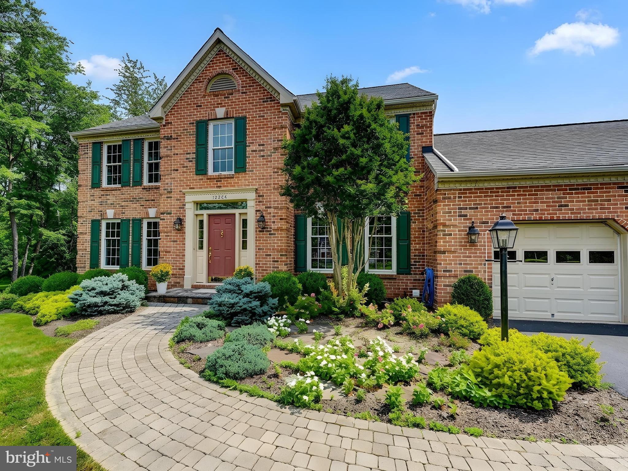 AMBER MEADOWS - Residential