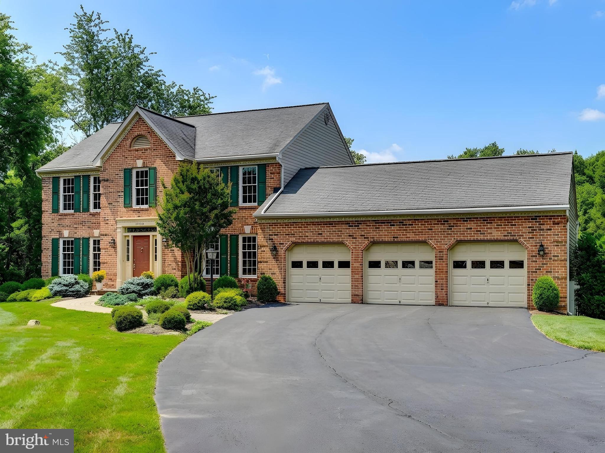 AMBER MEADOWS - Residential
