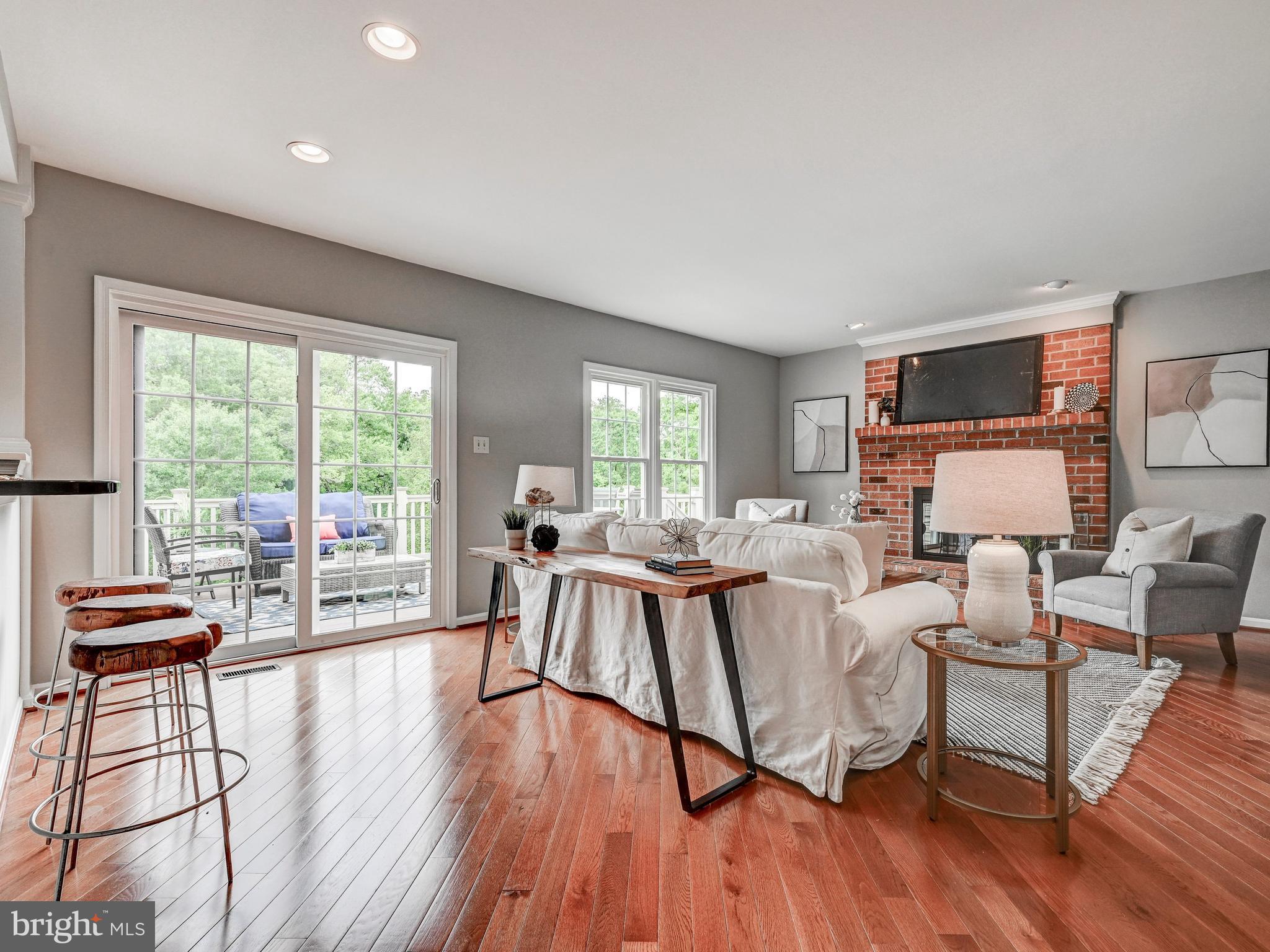 AMBER MEADOWS - Residential