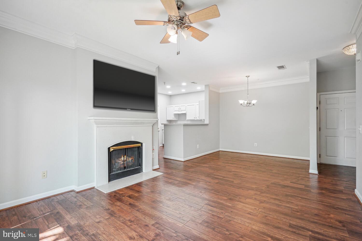GATES OF MCLEAN - Residential Lease