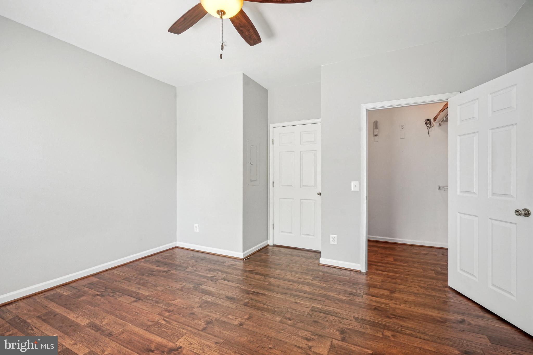 GATES OF MCLEAN - Residential Lease