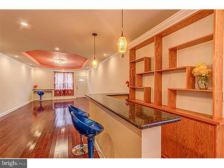 POINT BREEZE - Residential