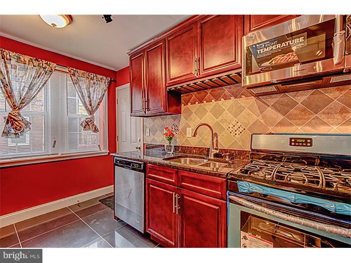 POINT BREEZE - Residential