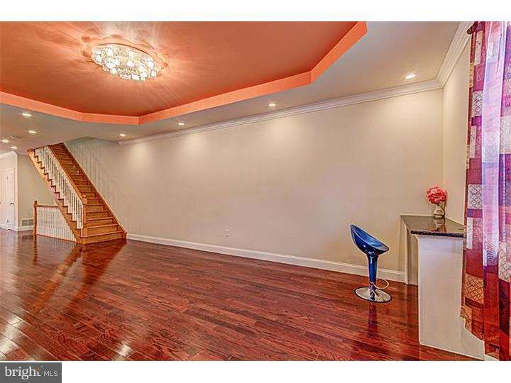 POINT BREEZE - Residential