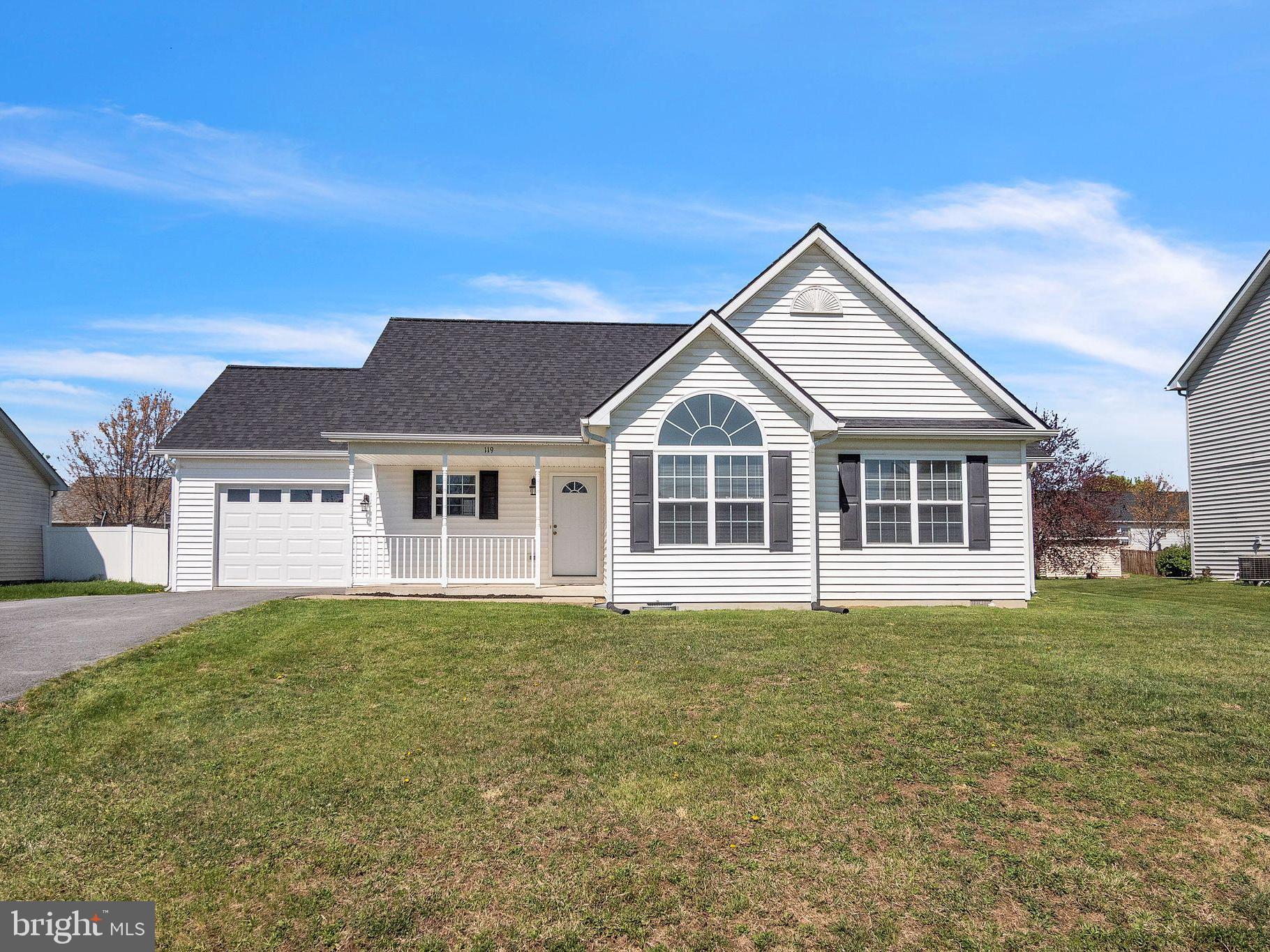 Updated 3 bedroom, 2 bath Rambler in spring Hill subdivision. Fully fenced back yard. 
New blinds, freshly painted, new garage door with opener, new flooring. 
Updates in 2021 include: Roof, HVAC, & water heater
This home is move in ready!