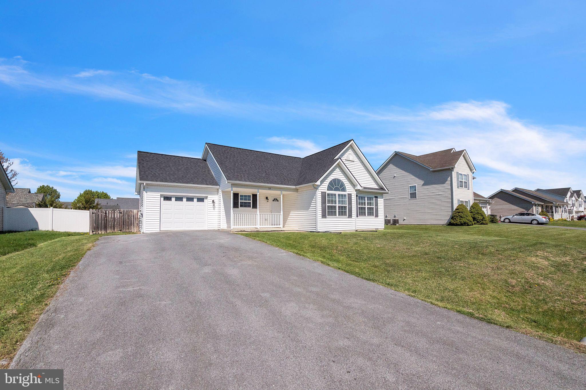 SPRING HILL - Residential