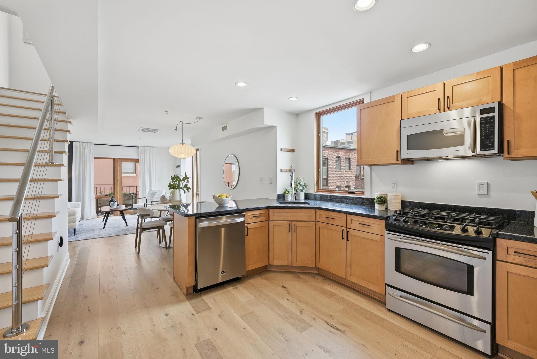 MOUNT PLEASANT - Residential