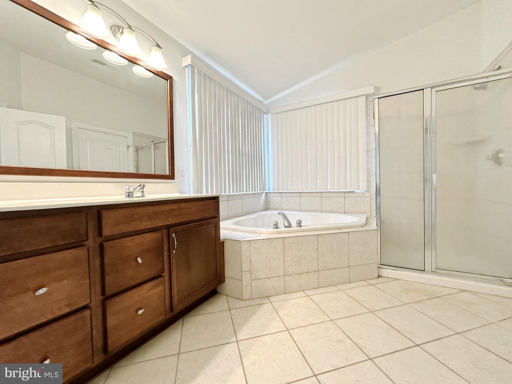 PIEDMONT CROSSING - Residential
