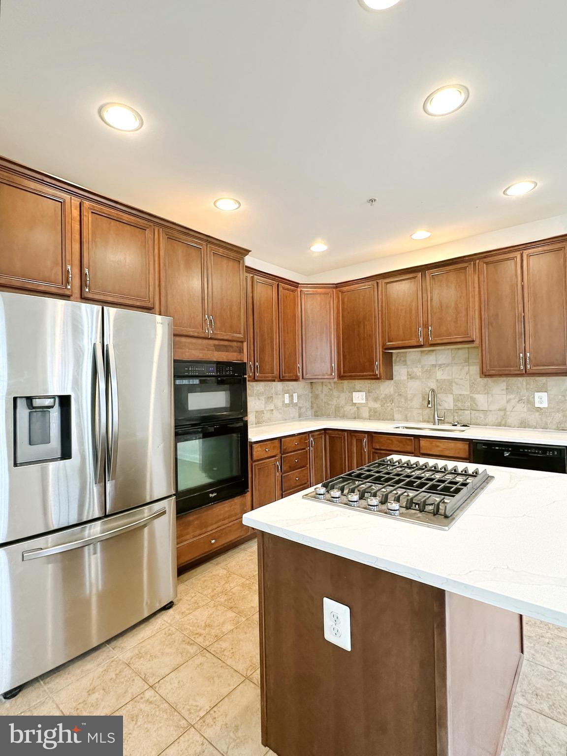 PIEDMONT CROSSING - Residential