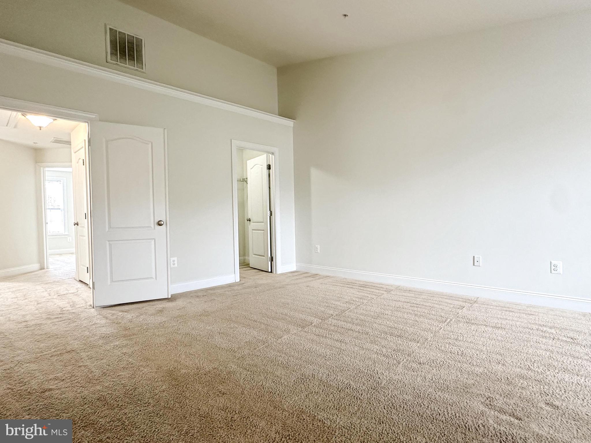 PIEDMONT CROSSING - Residential