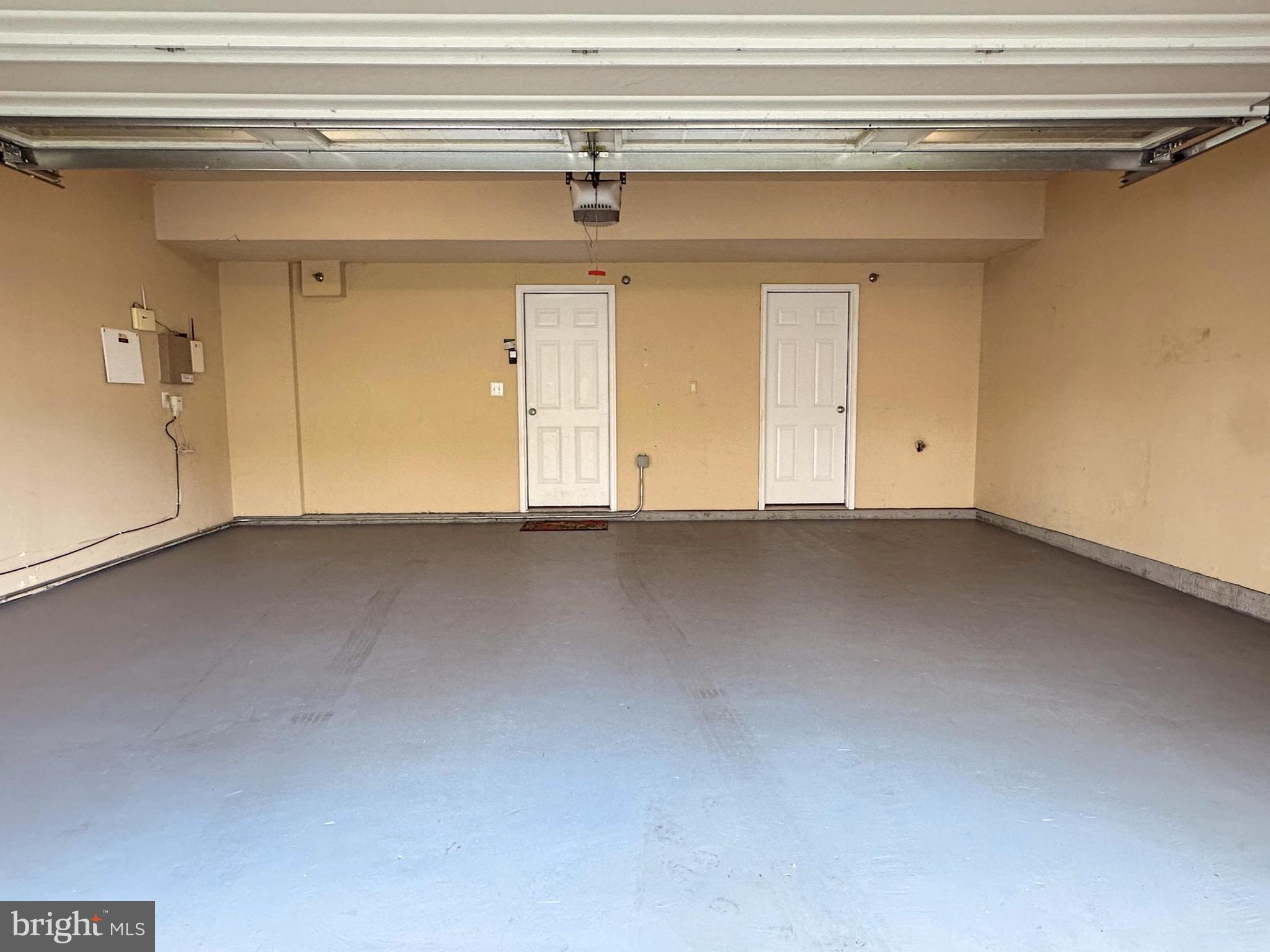 PIEDMONT CROSSING - Residential