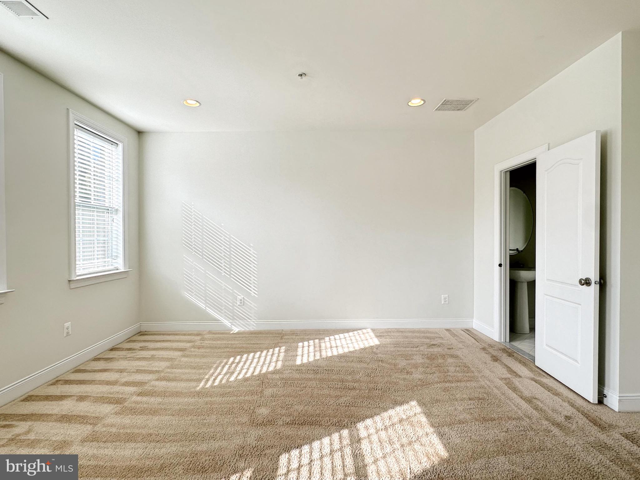 PIEDMONT CROSSING - Residential