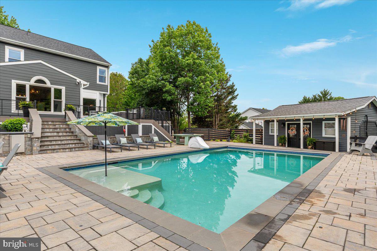 TELEGRAPH SPRING - Residential