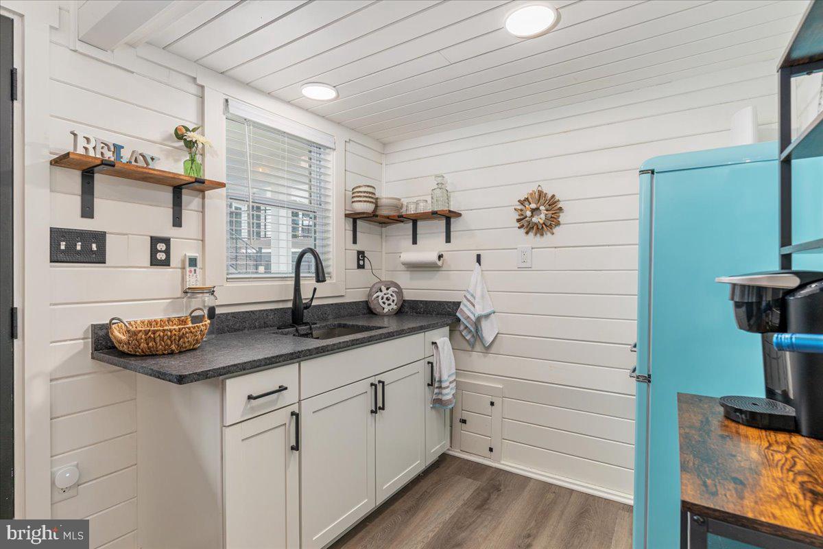 TELEGRAPH SPRING - Residential