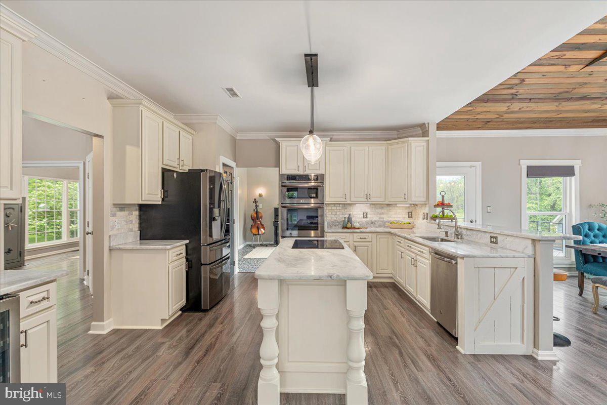 TELEGRAPH SPRING - Residential