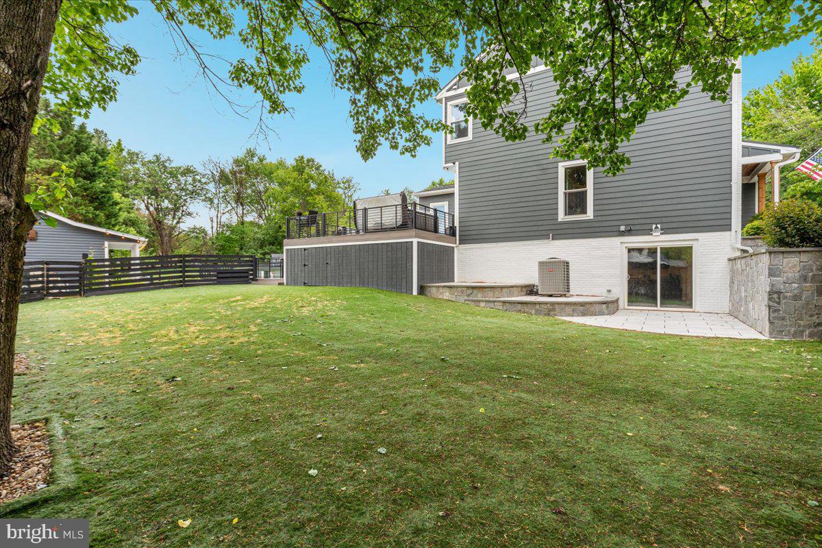 TELEGRAPH SPRING - Residential