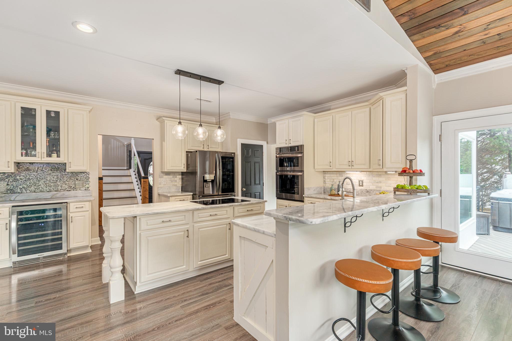 TELEGRAPH SPRING - Residential