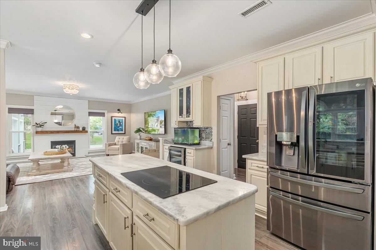 TELEGRAPH SPRING - Residential