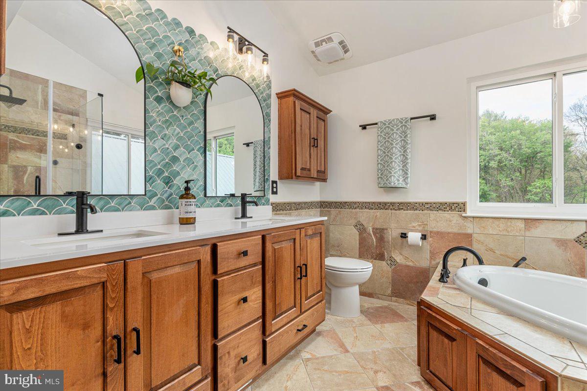 TELEGRAPH SPRING - Residential