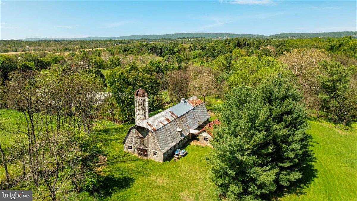 TELEGRAPH SPRING - Residential
