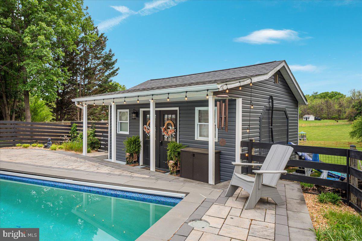 TELEGRAPH SPRING - Residential