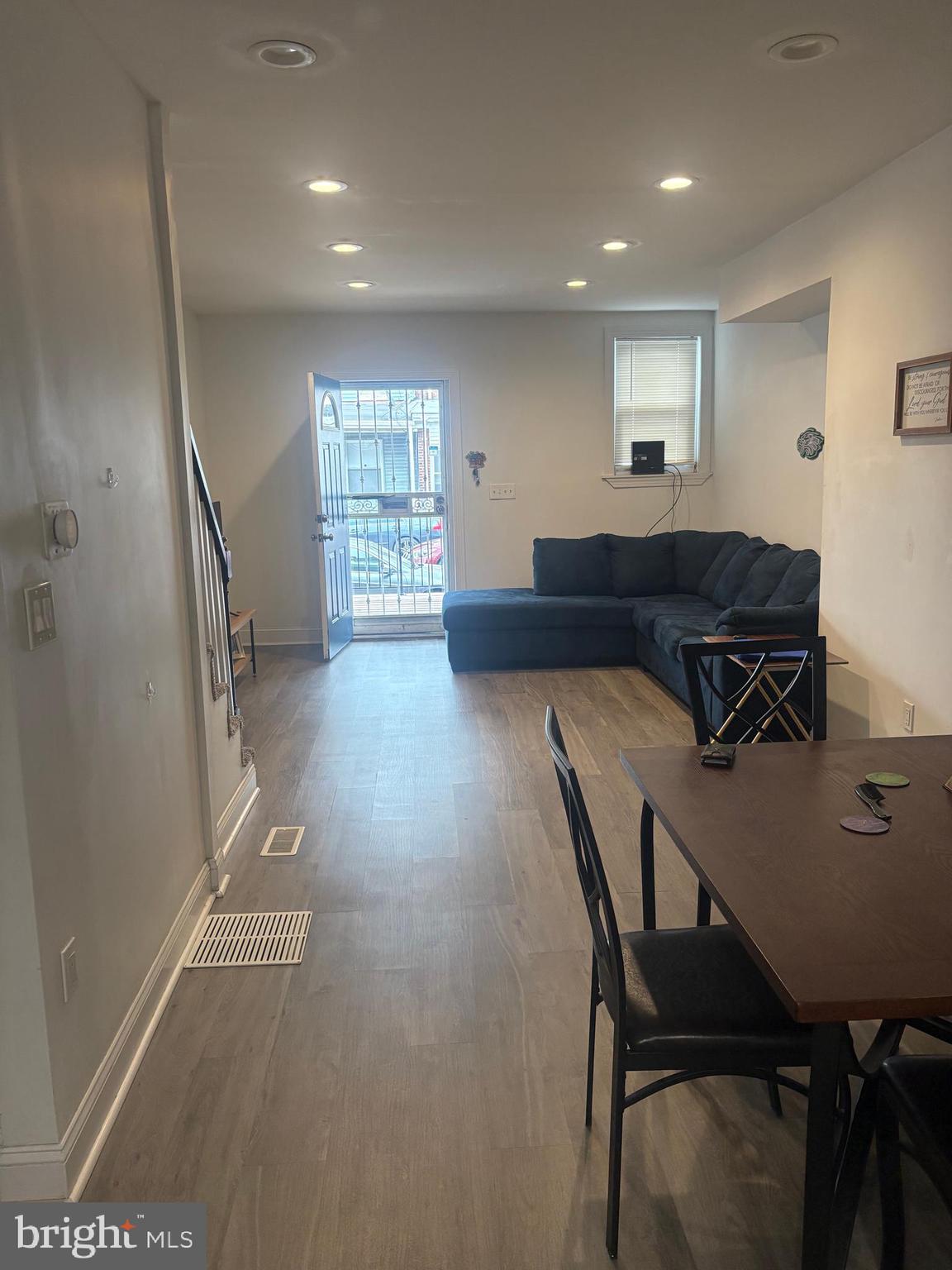 FRANKFORD - Residential