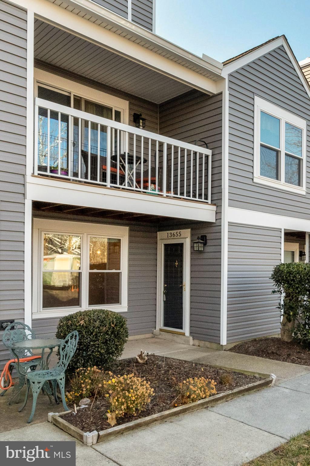 PONDS AT CLIFTON - Residential Lease