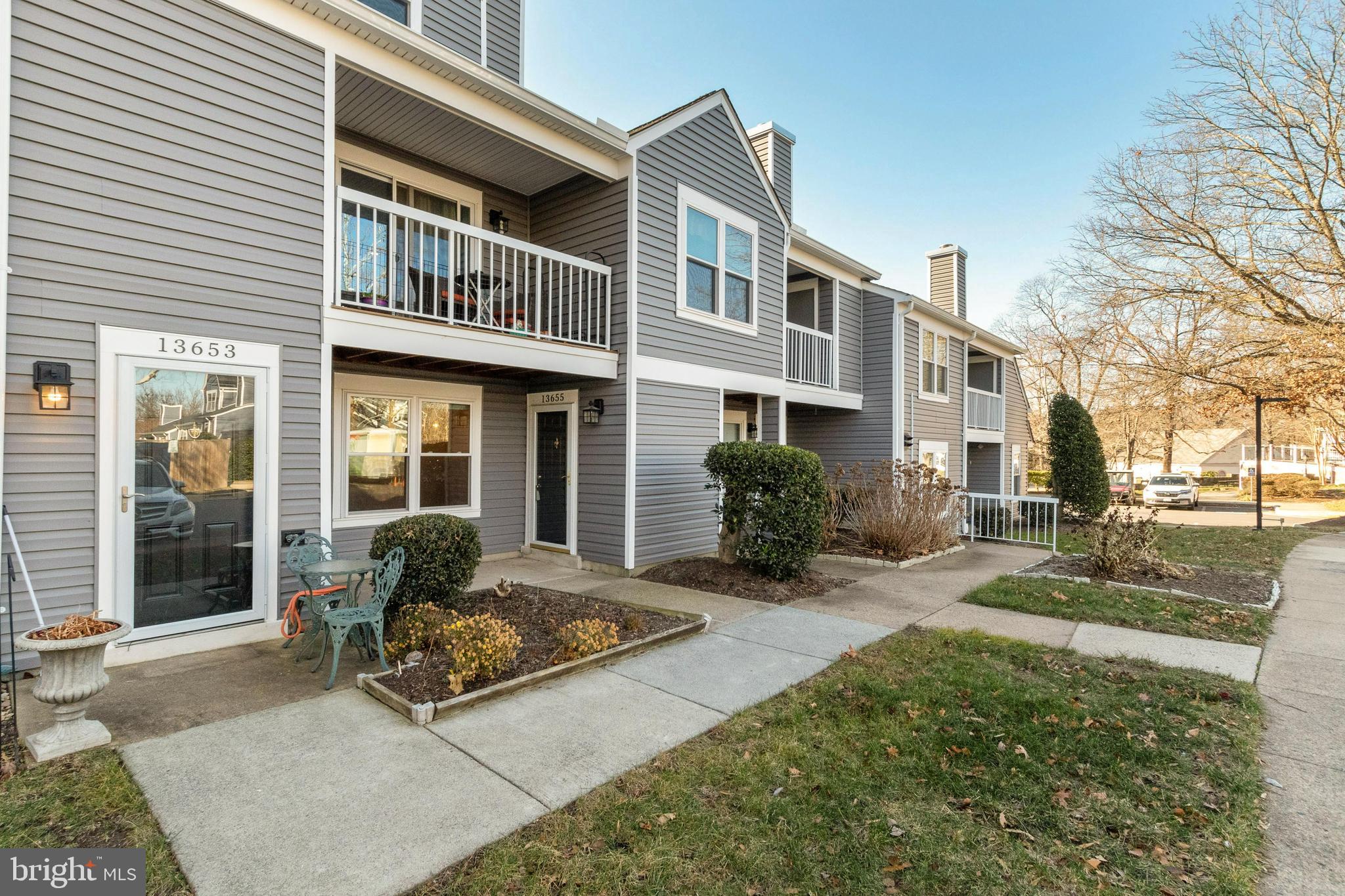 PONDS AT CLIFTON - Residential Lease