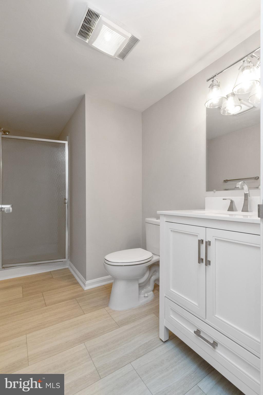 PONDS AT CLIFTON - Residential Lease