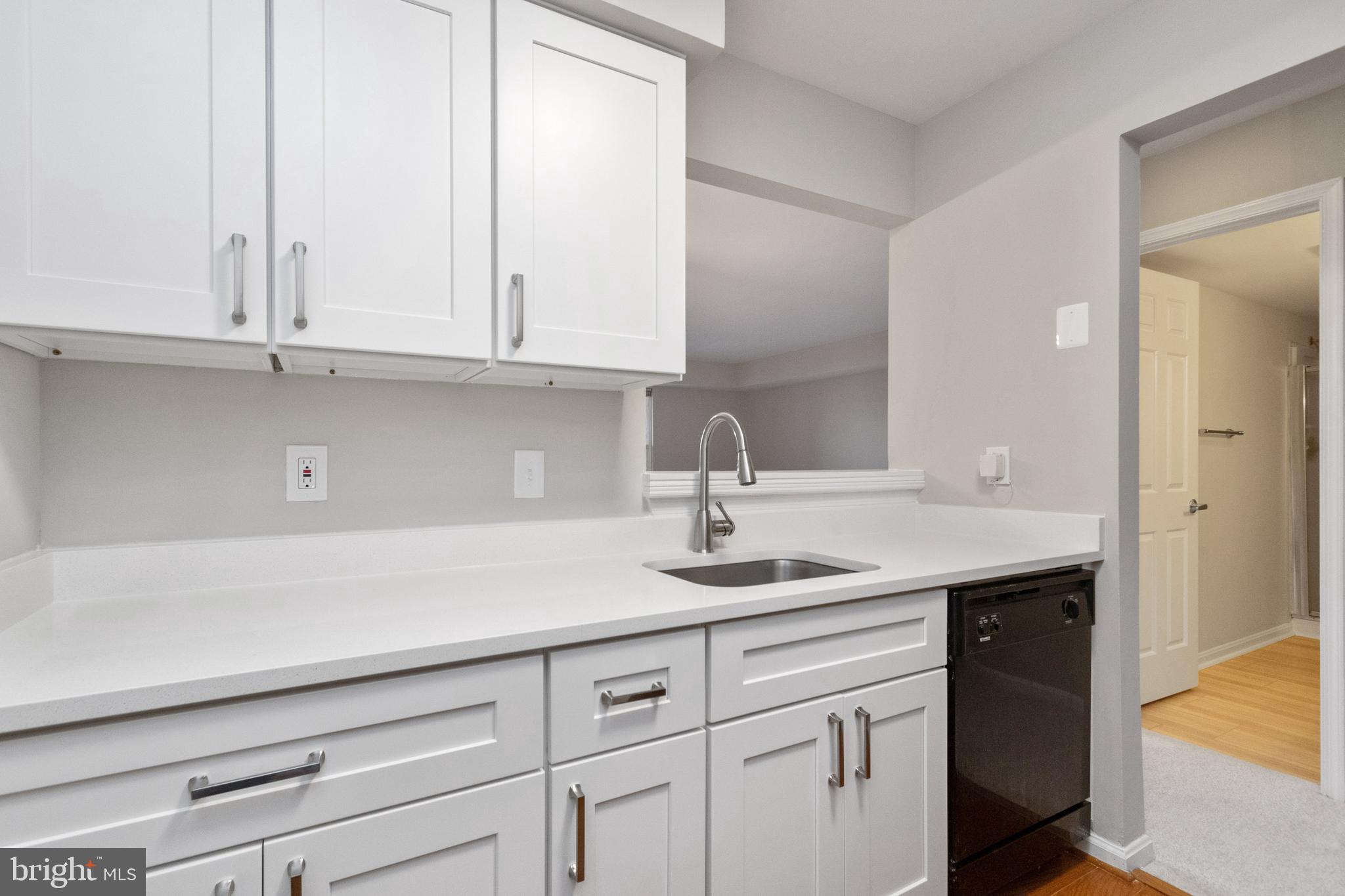 PONDS AT CLIFTON - Residential Lease
