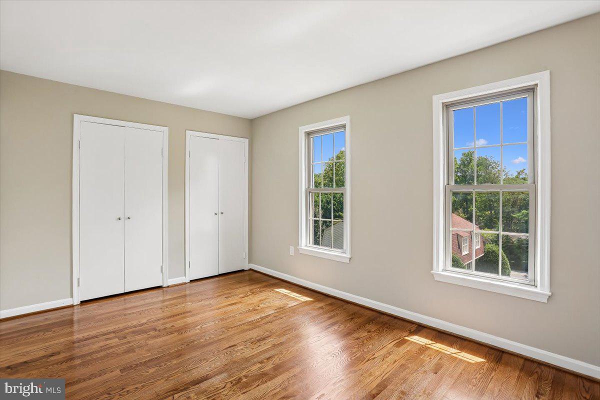 PARKCREST - Residential