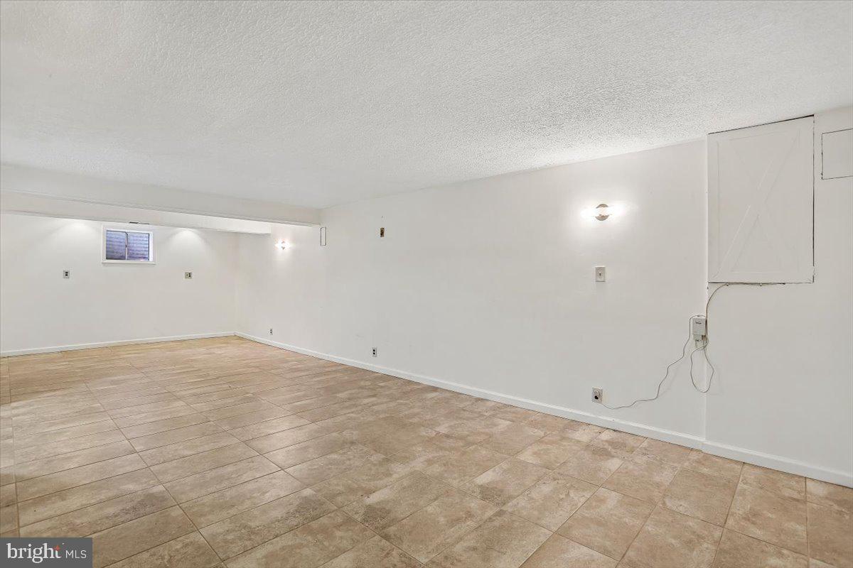 PARKCREST - Residential