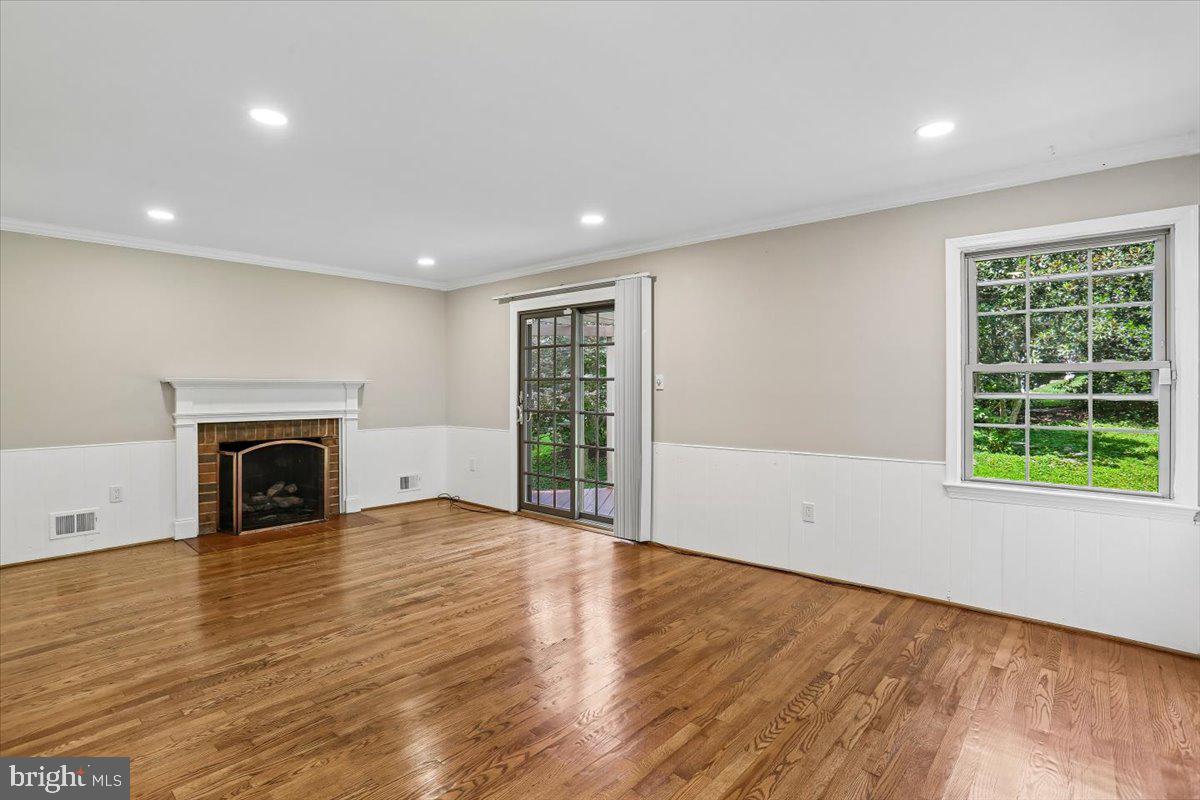 PARKCREST - Residential