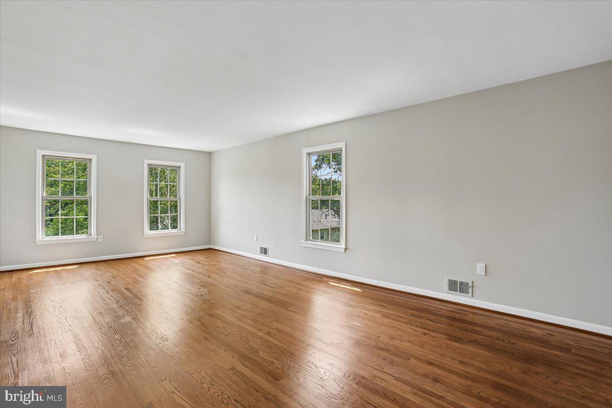 PARKCREST - Residential