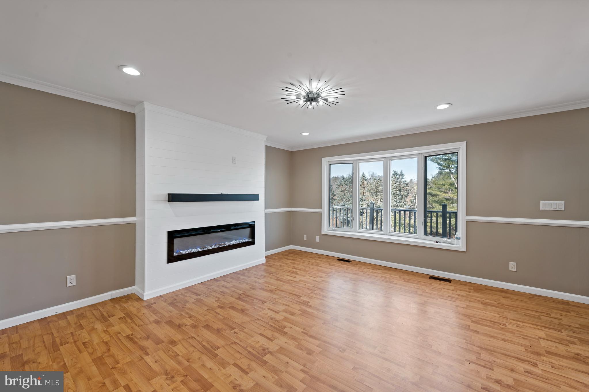 LAKE WYNONAH - Residential